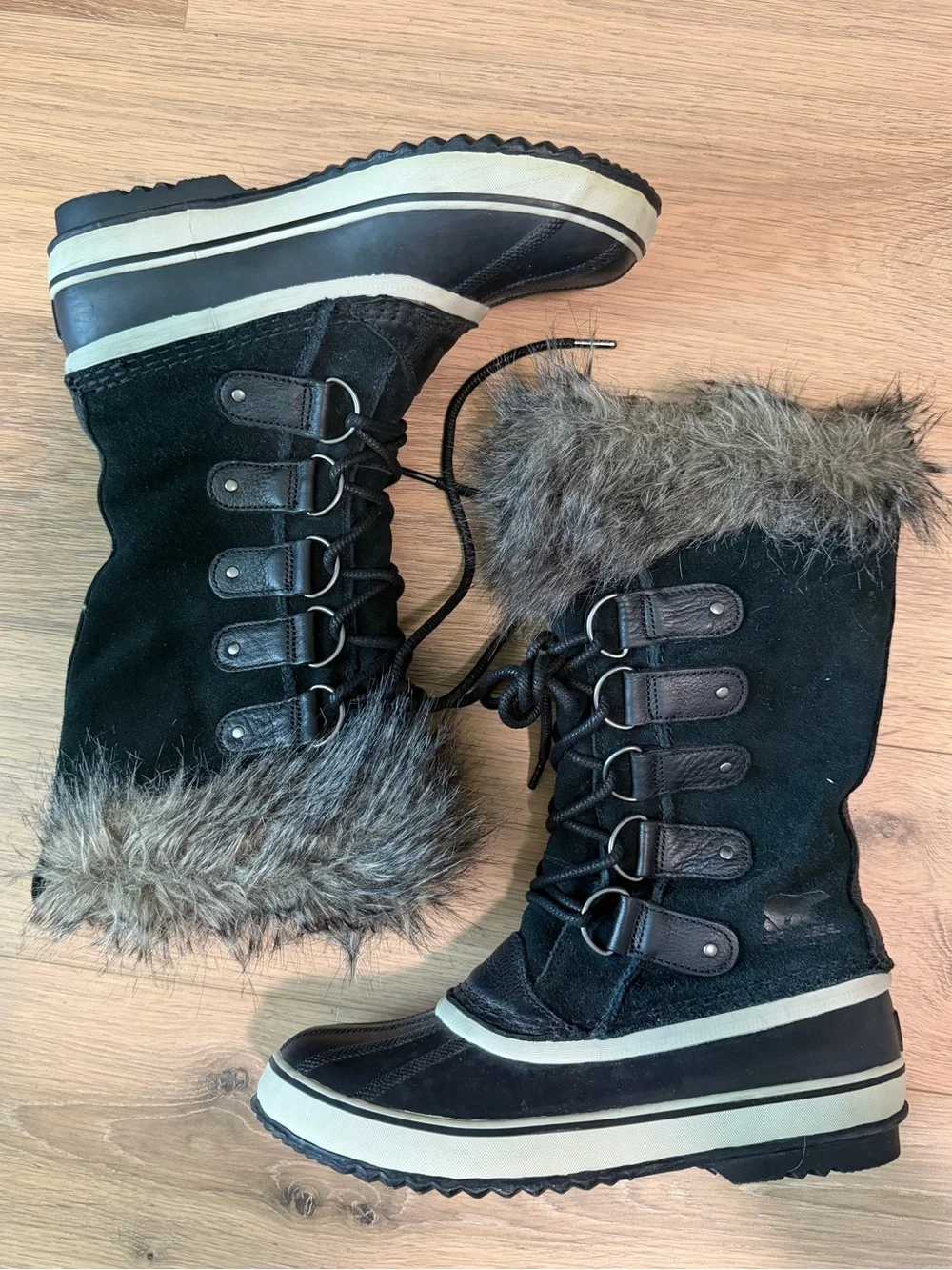 SOREL Women's Black Joan of Arctic Waterproof Winter Boots size Women’s 9.5